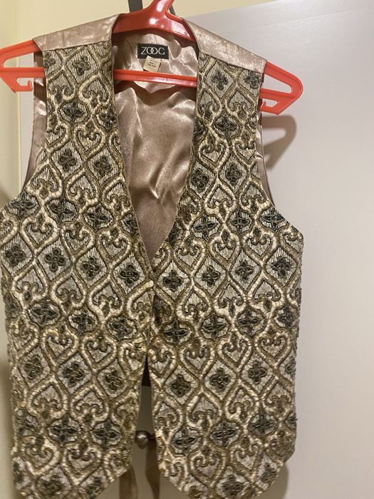 Tanio sprzedam kamizelke.