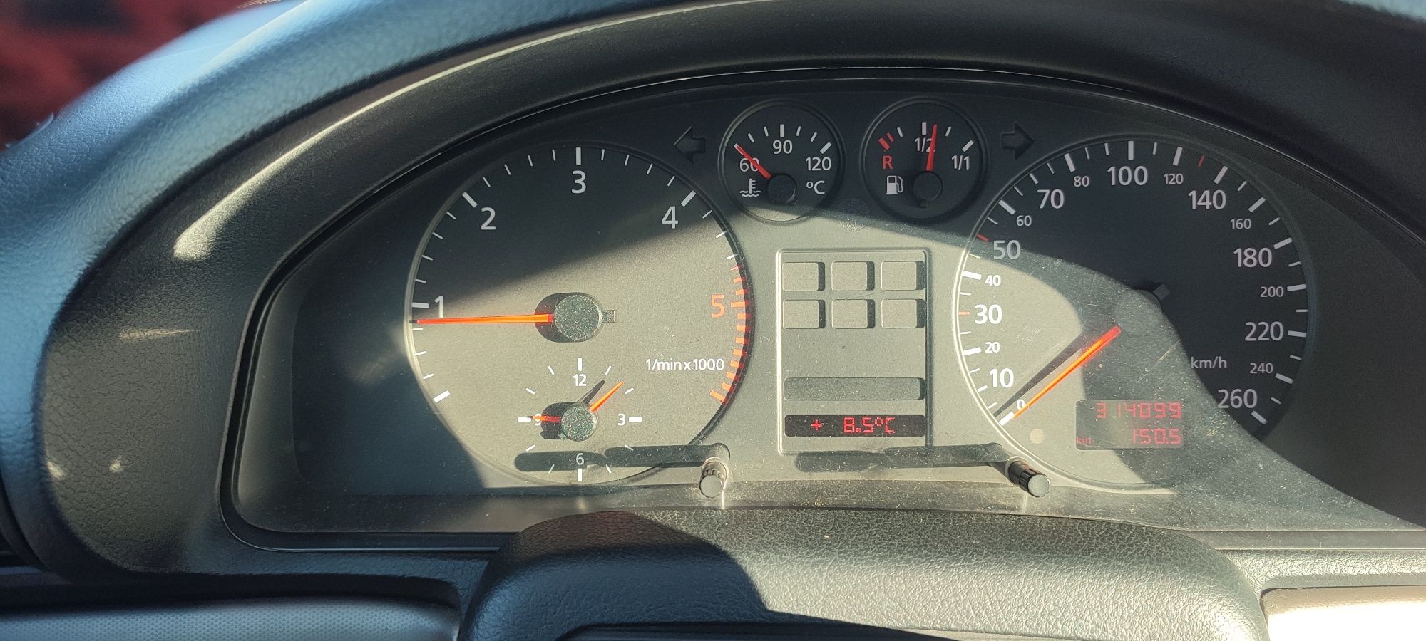 Audi A4 Avant B5 90cv