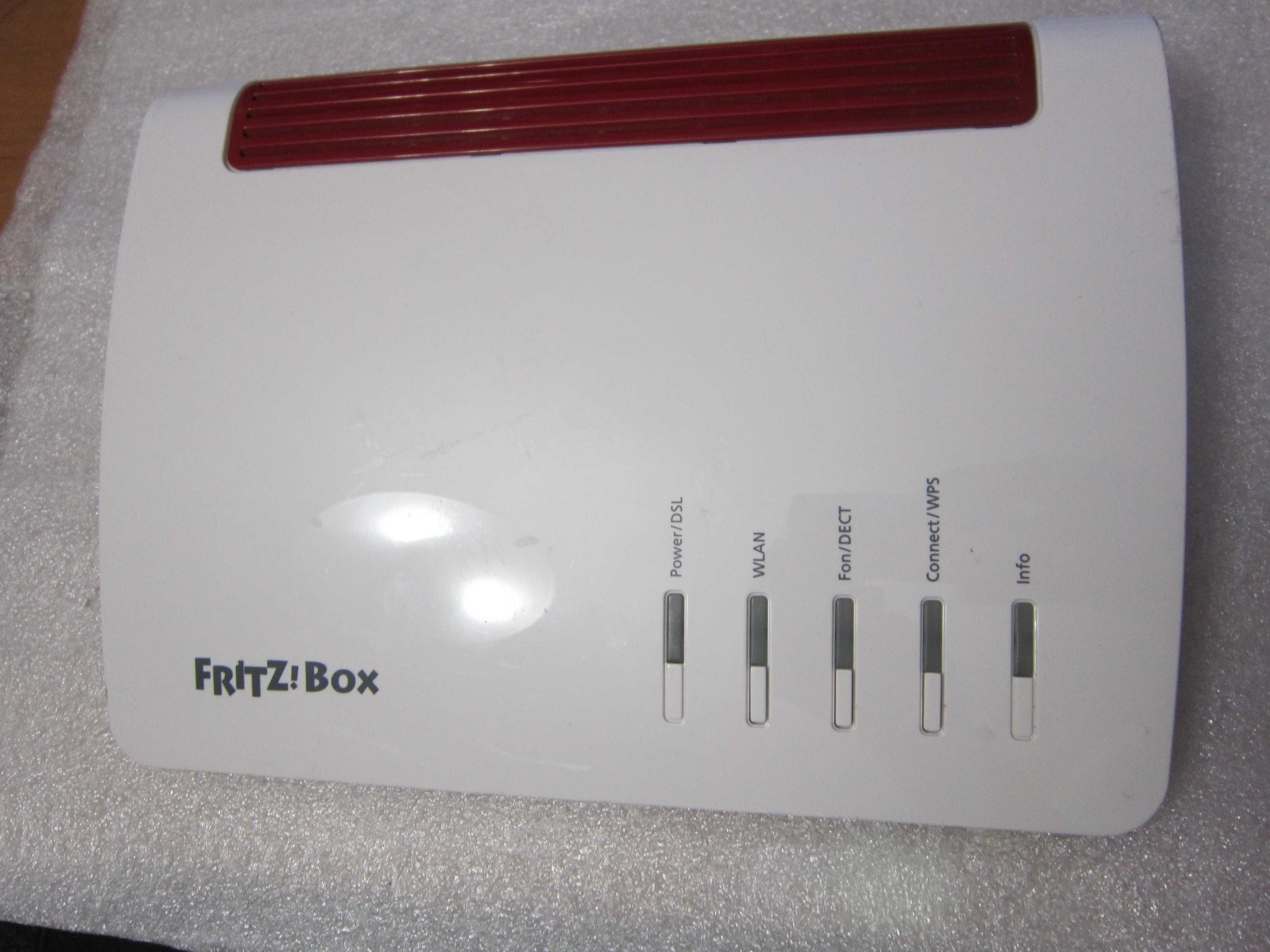 Router FRITZ!Box 7590 niesprawny 0 reakcji na zasilanie