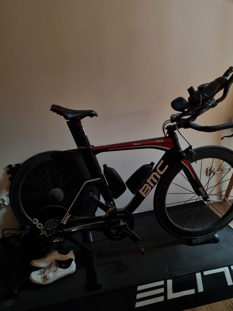 BMC TIMEMACHINE 02, ovale, pomiar mocy, stożki, bidony
