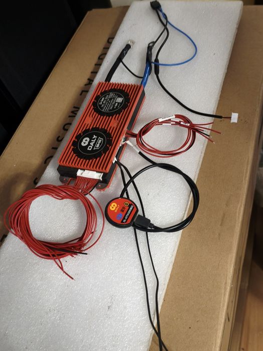 Бмс Smart BMS Daly 14S 48V 100A з блютус для LiIon батарей