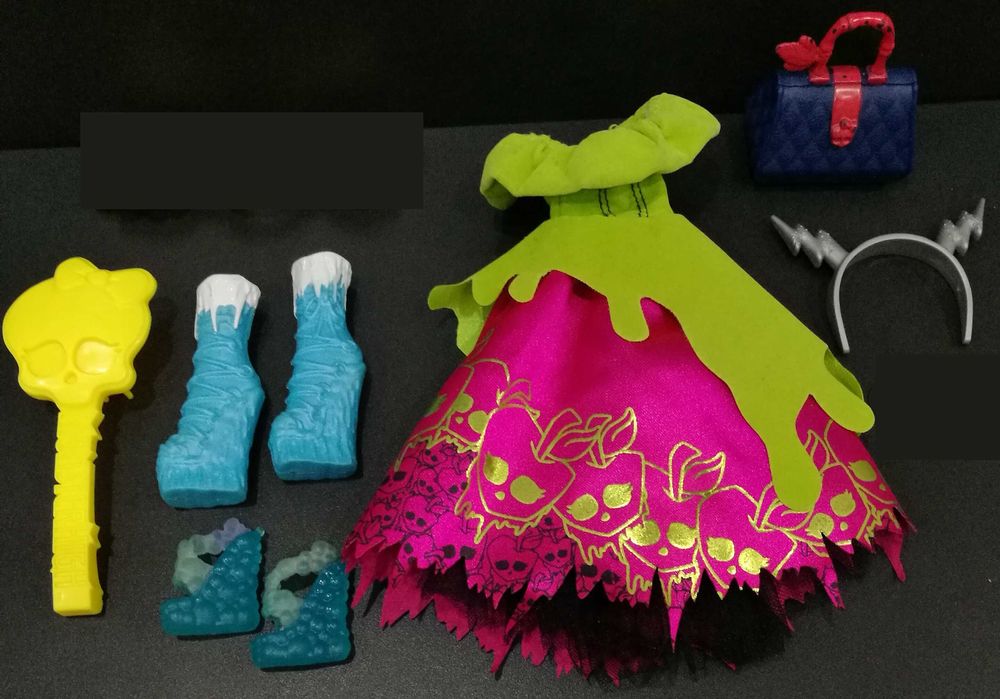 Лялька Монстр Хай Лагуна Блю (Monster High Lagoona Blue) та аксесуари