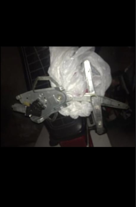 Elevador c/motor Saab 95 -