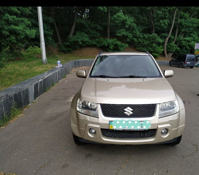 Продам Сузуки Гранд Витара, 2.0 л, газ/бензин,2006 г