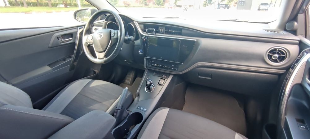 Toyota Auris Touring Sports 1.8 HSD Híbrido Automático – 2015