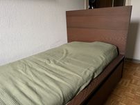 Malm ikea łóżko 90x200 brązowe dwie szuflady fornir drewniane