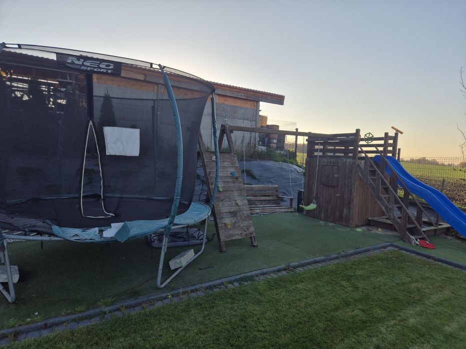 Plac zabaw drewniany z akcesoriami duży zjeżdżalnia domek wspinaczka