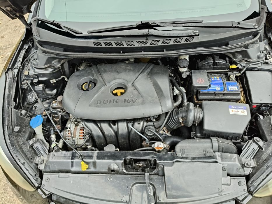 Hyundai elantra 1.8 газ/бенз автомат