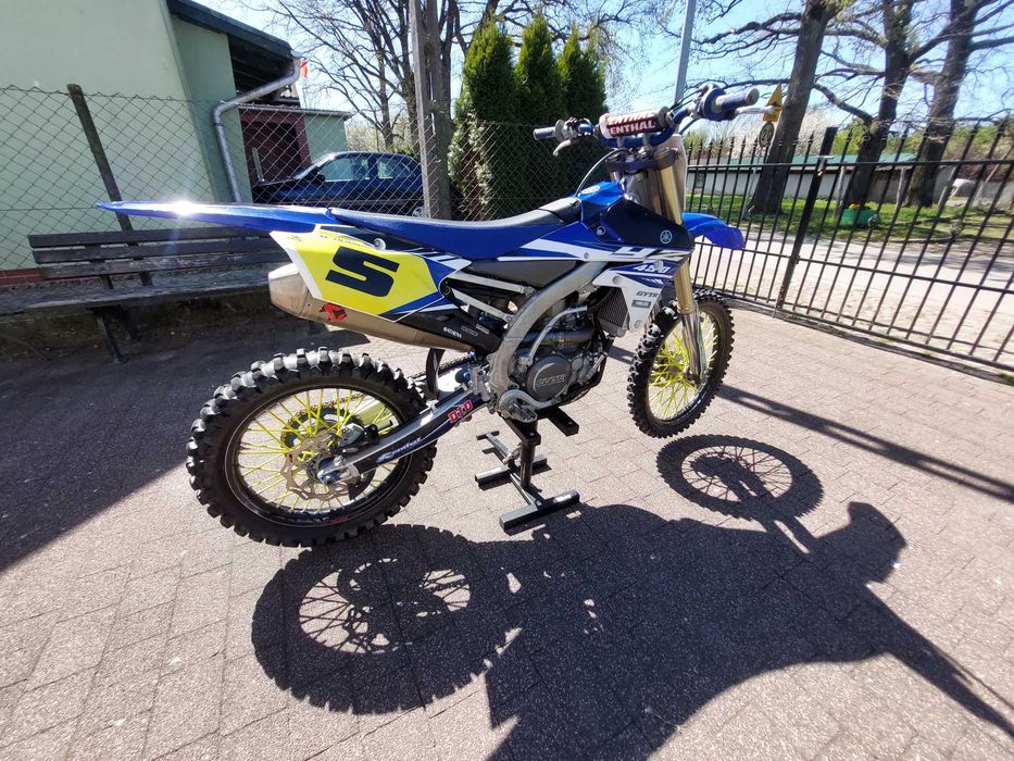 Yamaha 450 YZF 2015 od nowosci 63mtg. Akrapovic.