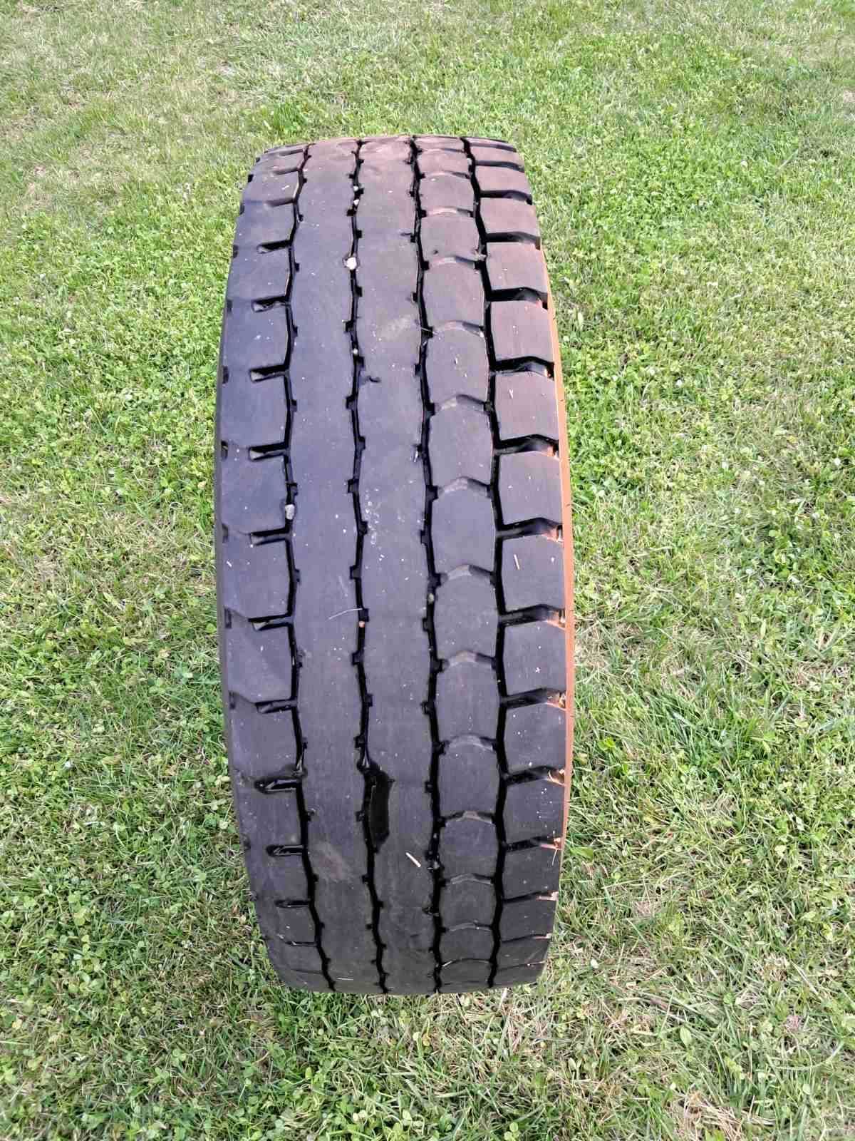 Шина KUMHO 225/75 R17.5   KRD 02