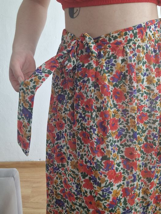 Długa spódnica w kwiatki