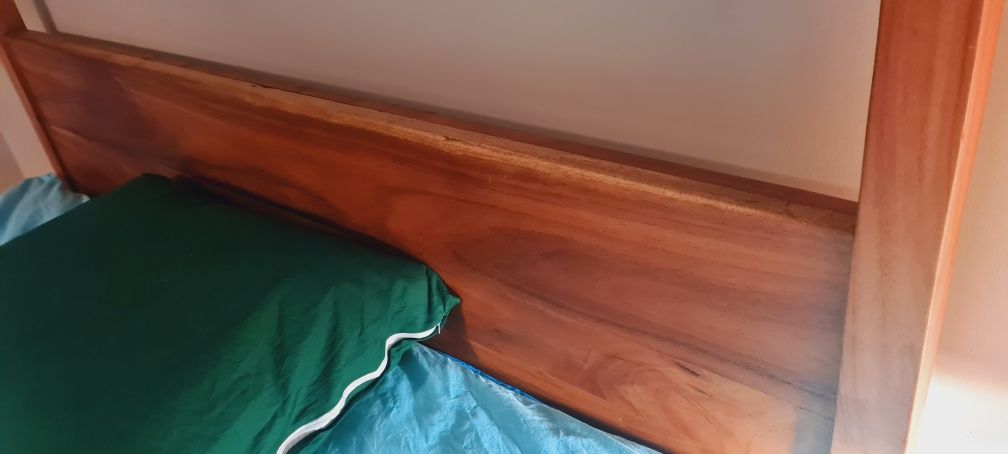 Łóżko drewniane  lite drewno palisander 200x180cm