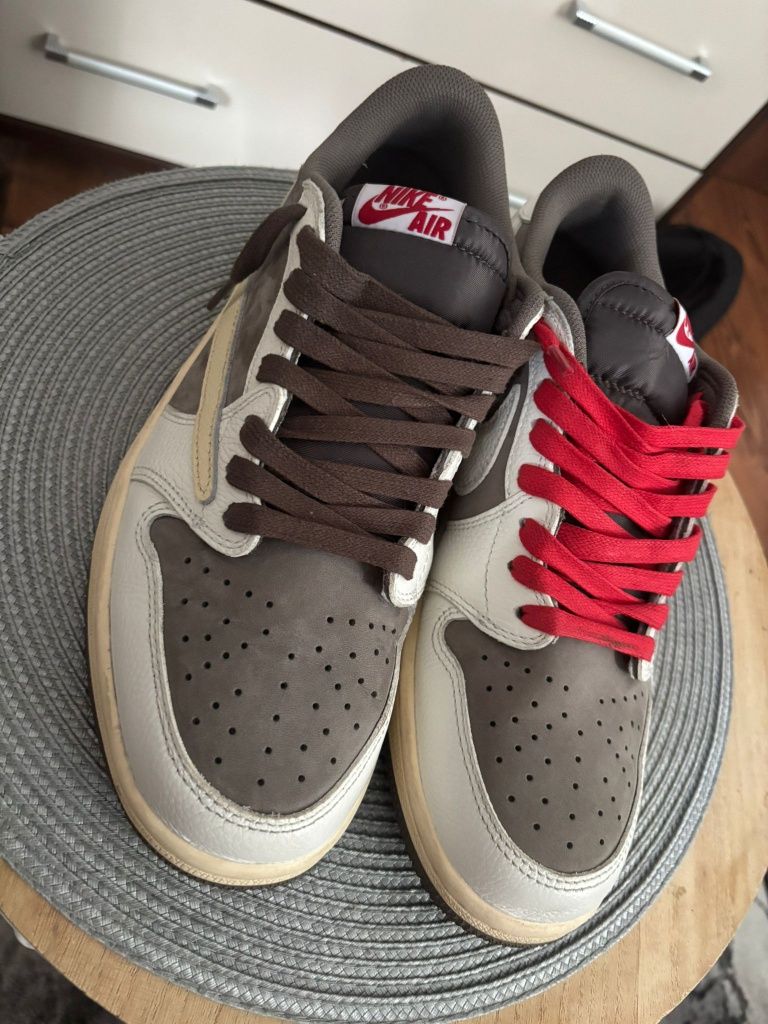 Travis Scott Mocha reserve low