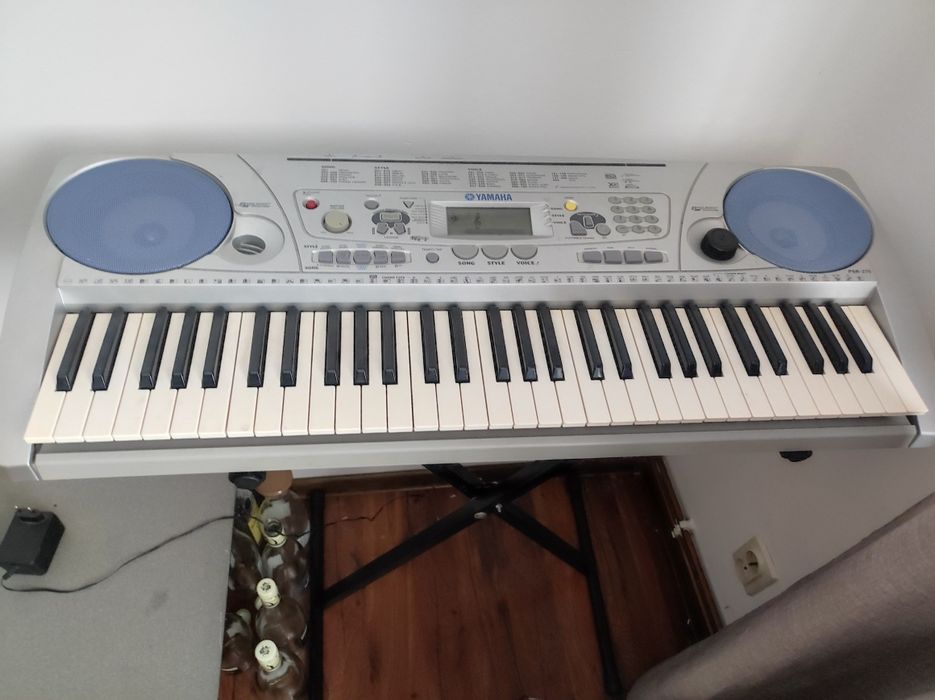 Keyboard Yamaha psr 275