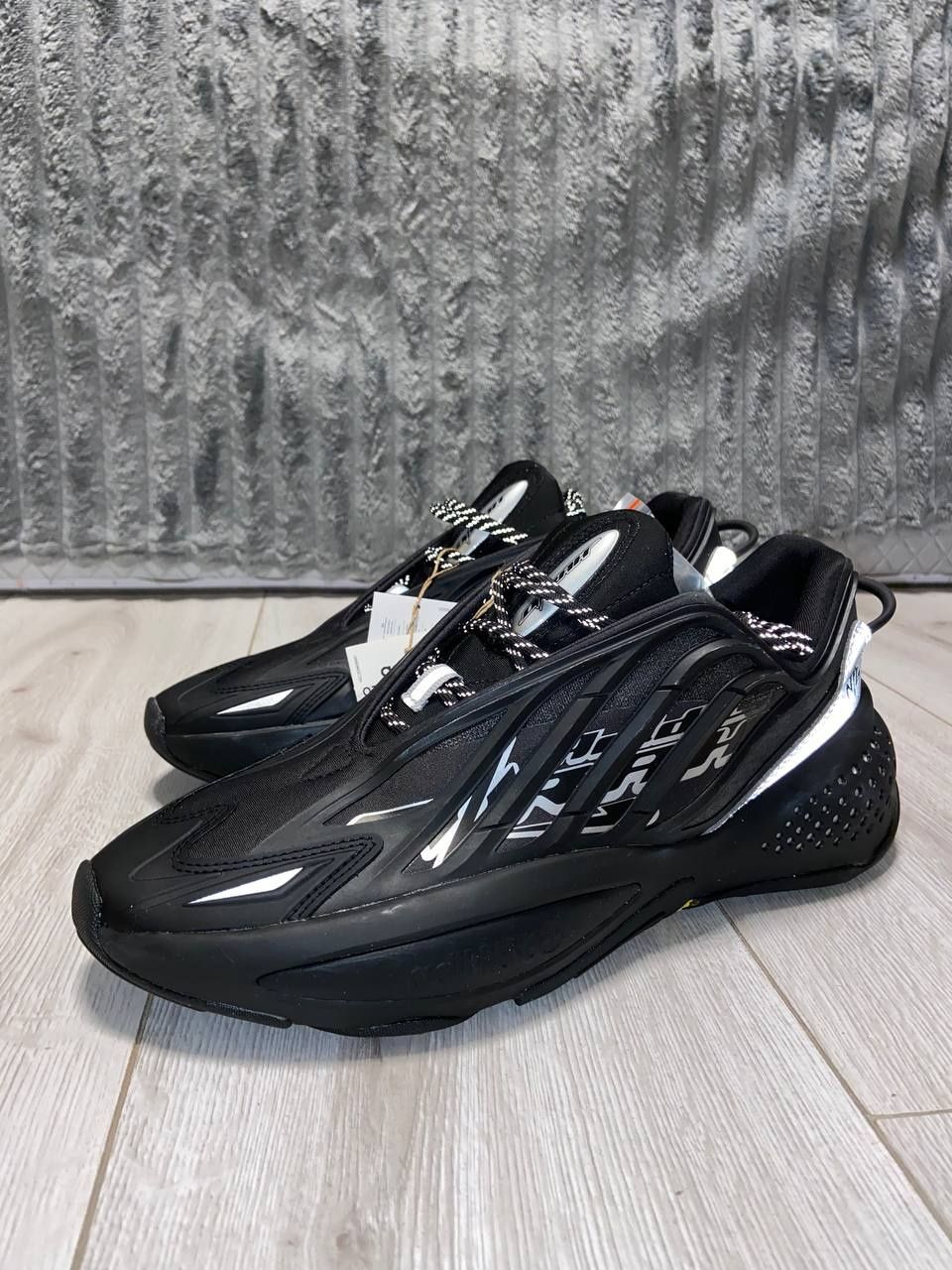 !!! Кросівки Adidas ozrah gy! 1600 грн!