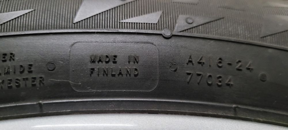 Koła zimowe 16 cali Seat 205/55 R16 opony zimowe Nokian roczne