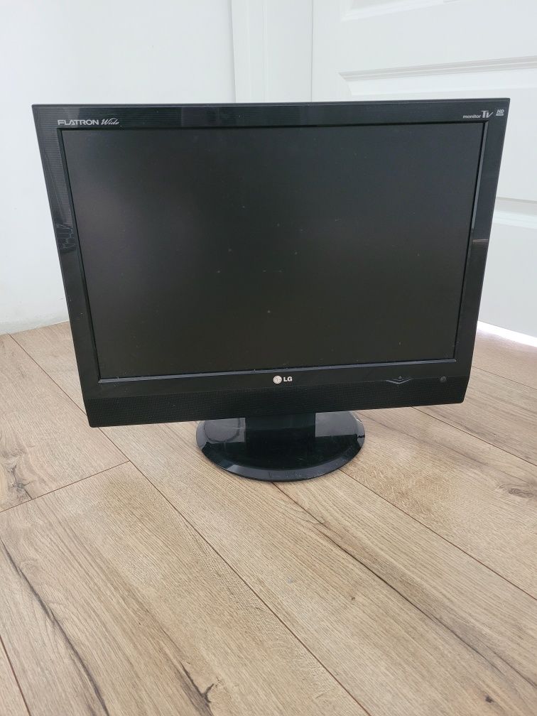 Monitor TV LG Flatron M208WA-BZ LCD 20' Video IN