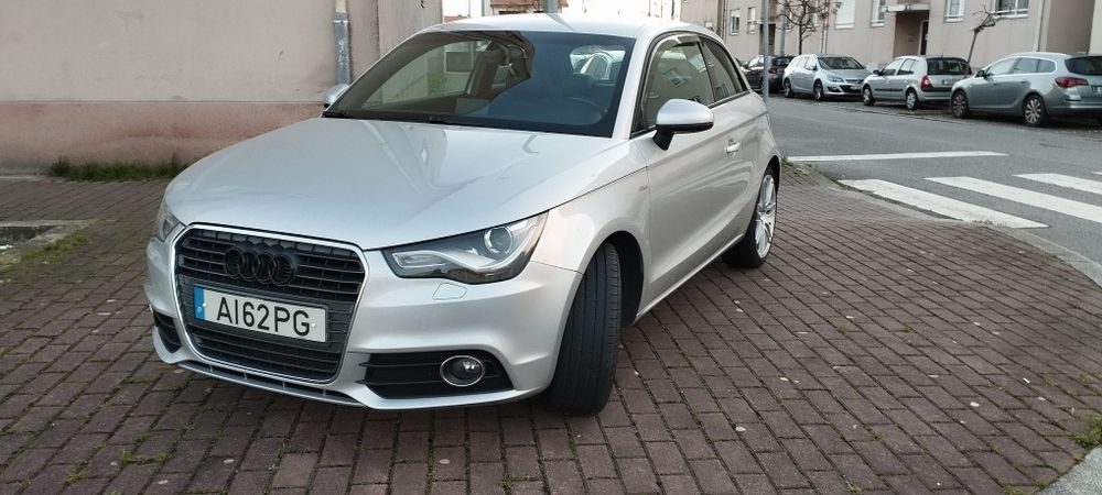 Audi A1 1.6 TDI 105 CV S-Line full extras