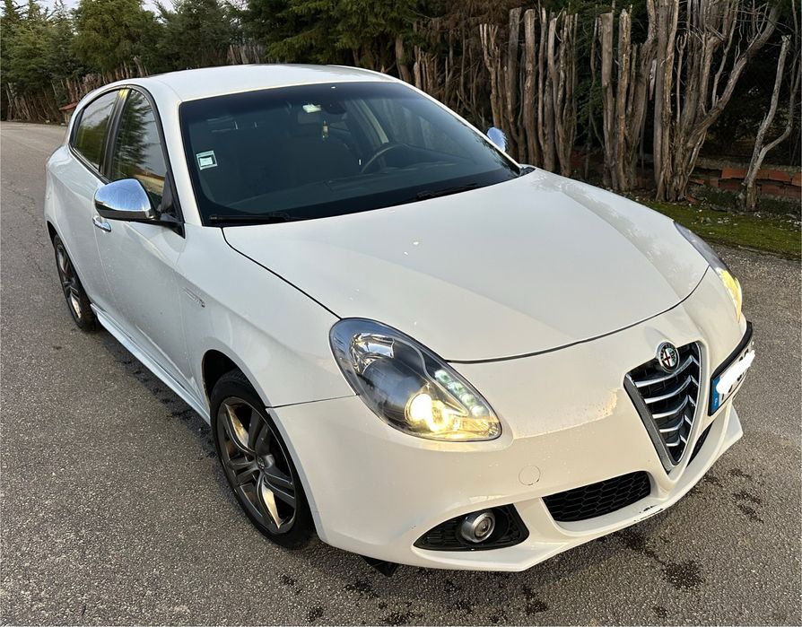 Alfa Romeo Giuleta 1.6 MultiJet 120cv 2015 NACIONAL