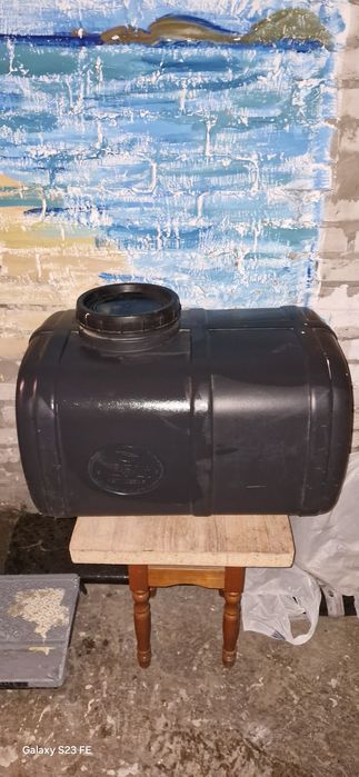 Продажа удобной бочки для води