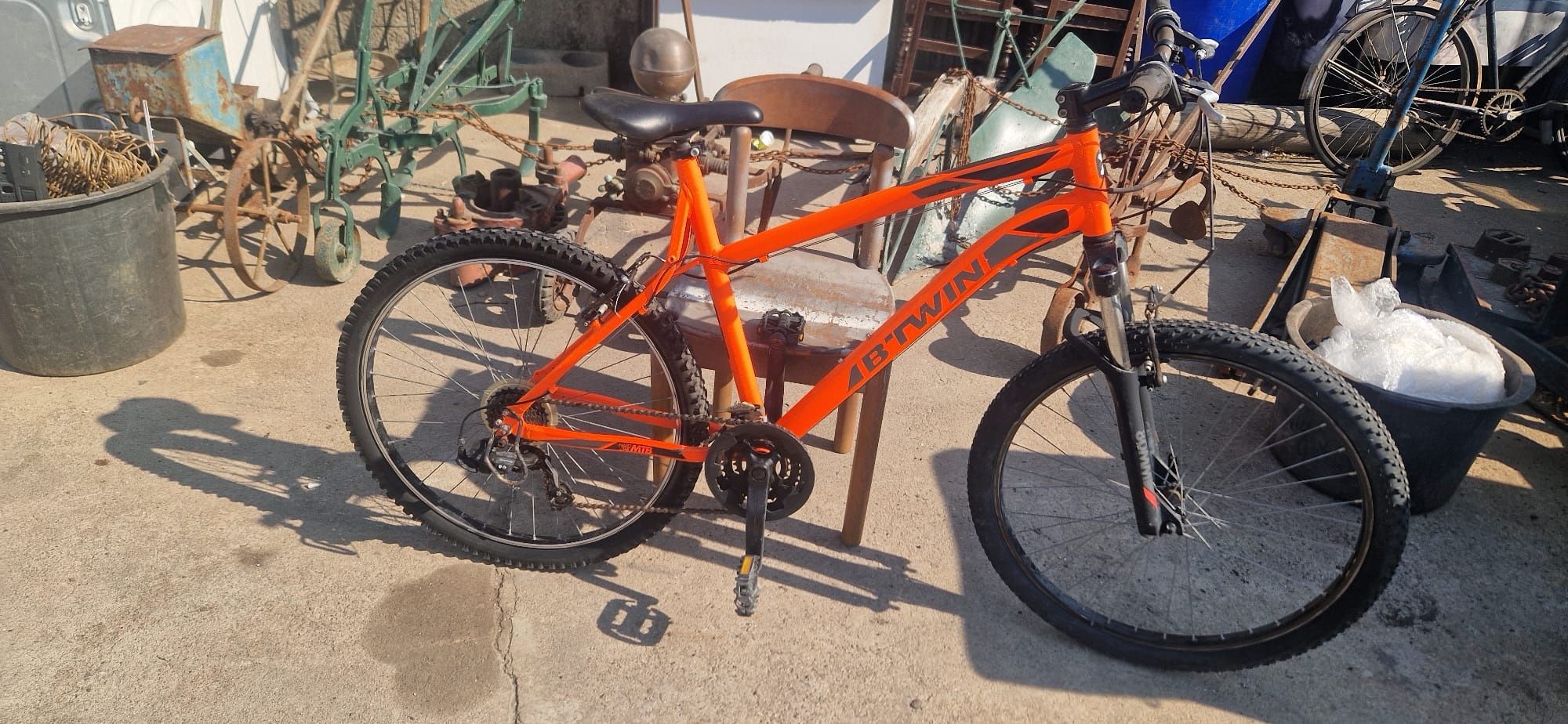 Vendo bicicleta como nova toda em alumínio