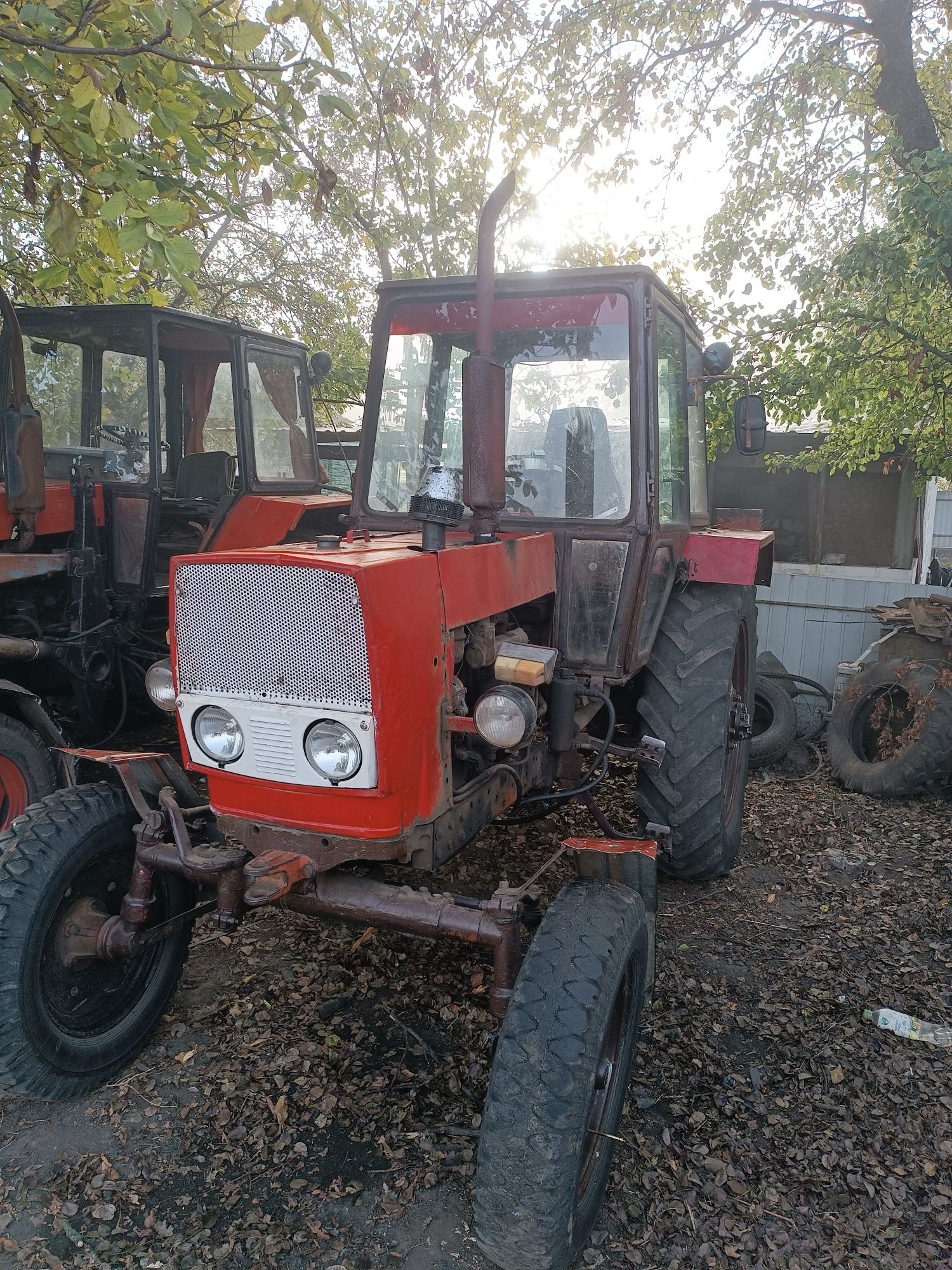 Продам трактор ЮМЗ 6 -2 шт