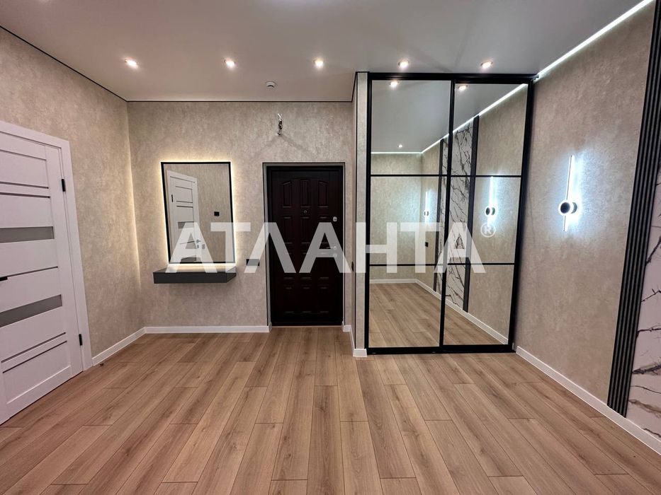 1 комн квартира с ремонтов ЖК 66 Жемужина Фонтан