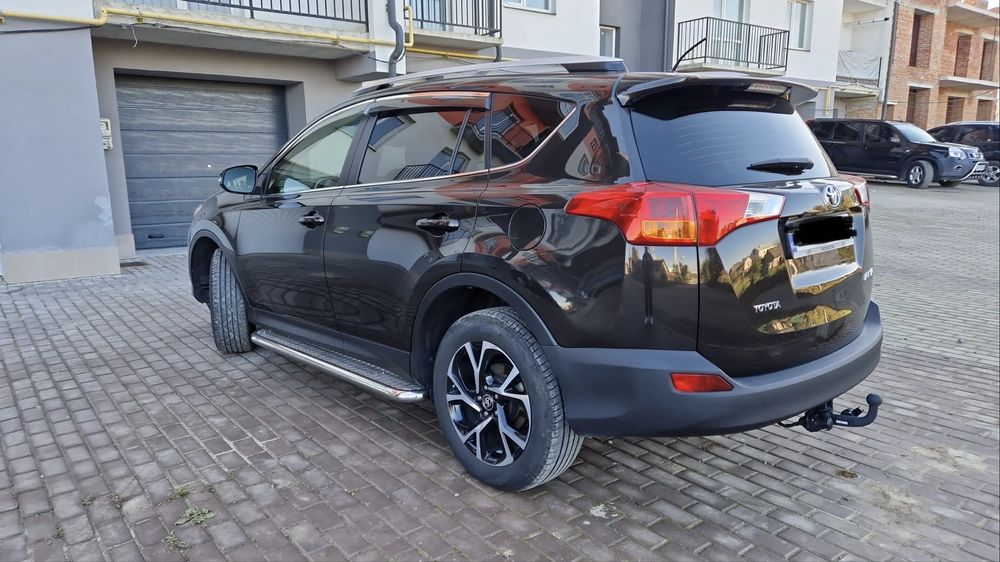Toyota RAV4 2015