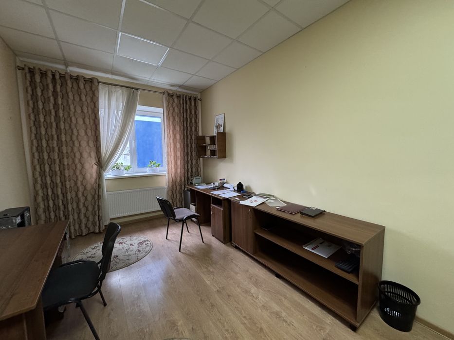 Здам офіс з ремонтом і меблями