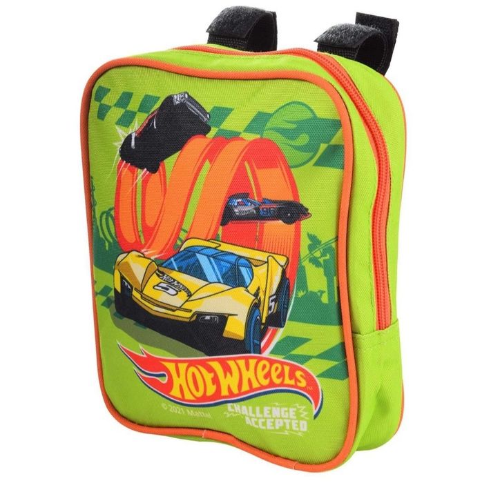 Не дорого. Новый детский самокат,рюкзак+ колеса светятся,красивый цвет