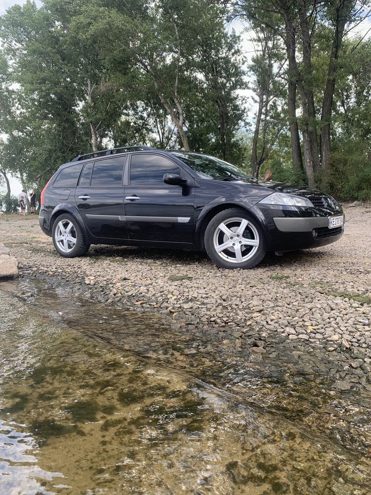 RENAULT MEGANE 2  Рено Меган 2