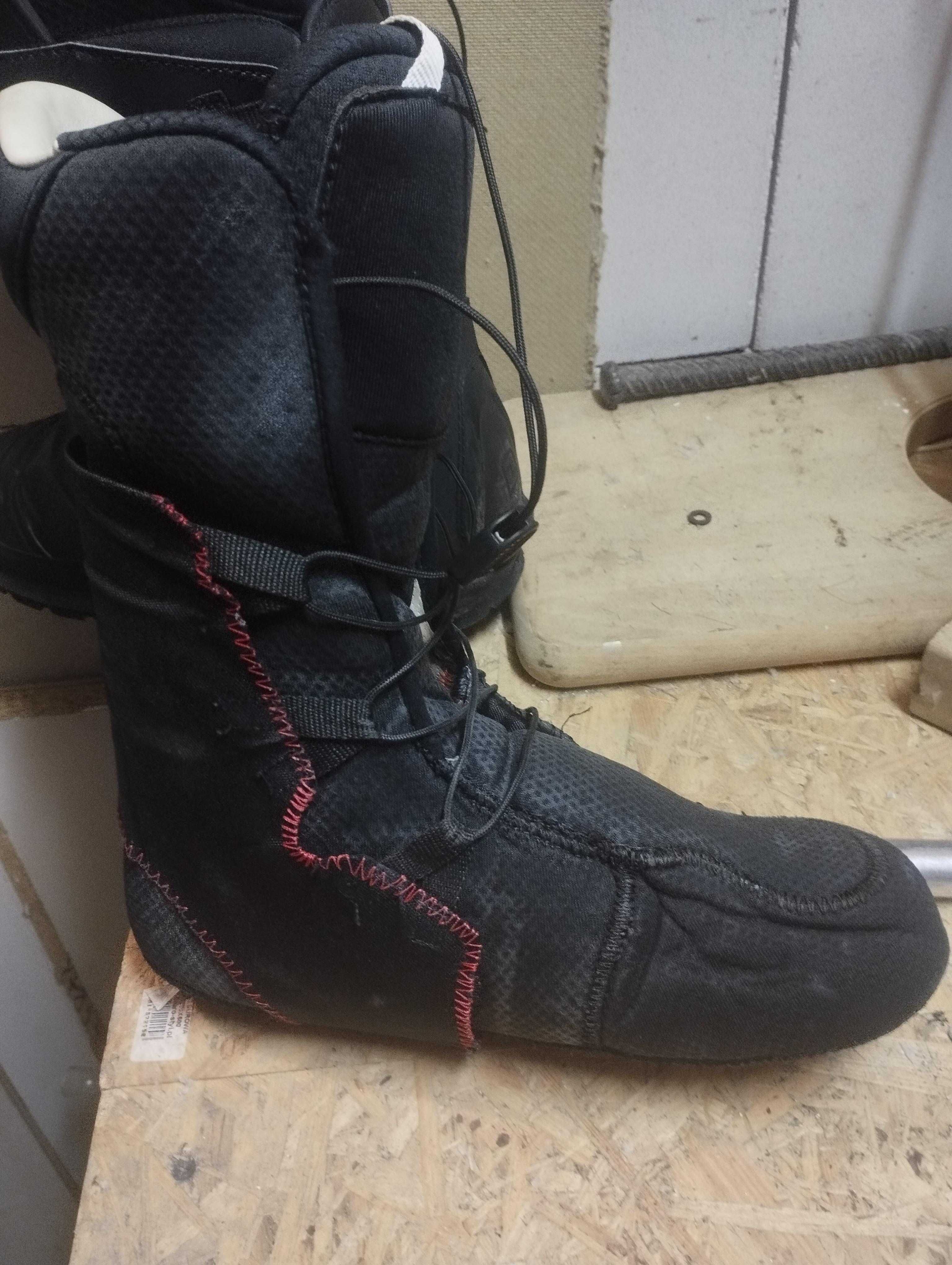 Sprzedam buty snowboardowe Deeluxe XVE  43, 10,5, 285