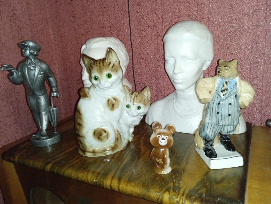 Ваза, фужеры,чайная пара