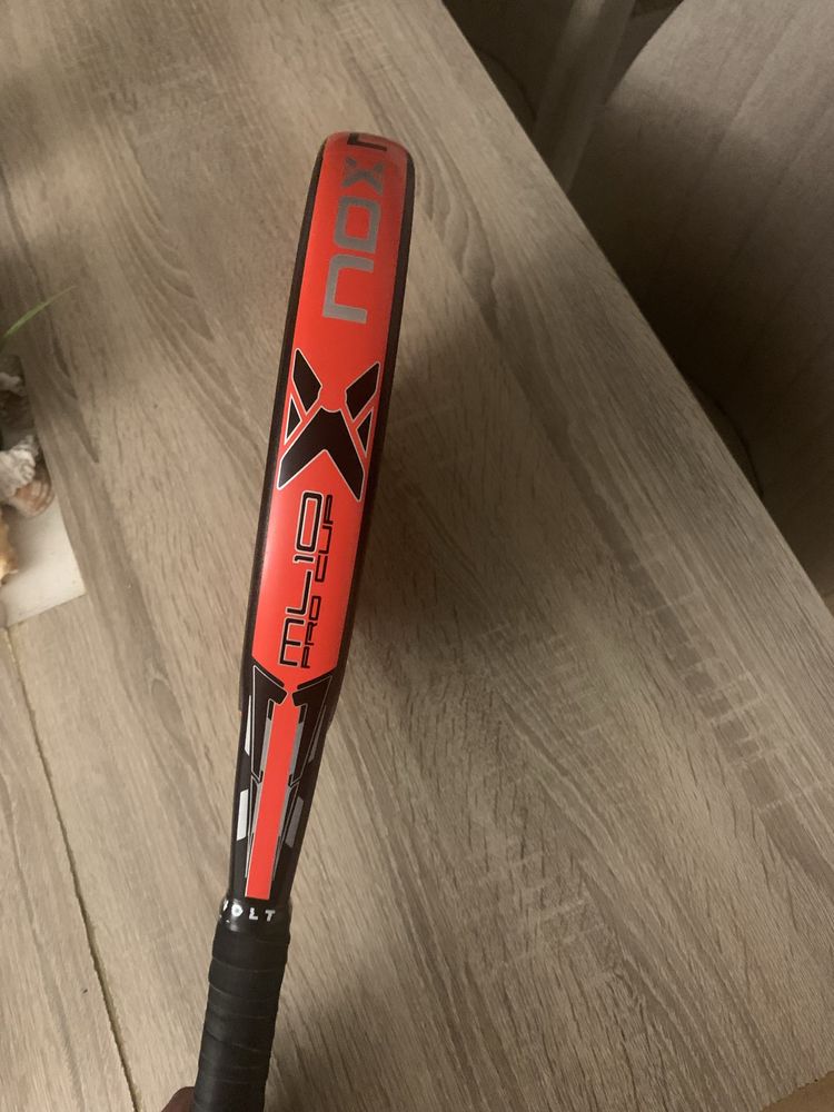 Raquete Nox ML10 Rough