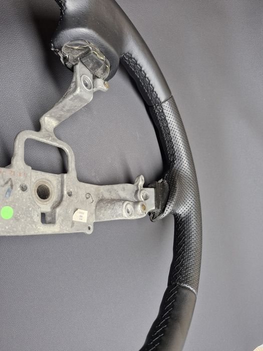 Кермо Мазда 6 обмін