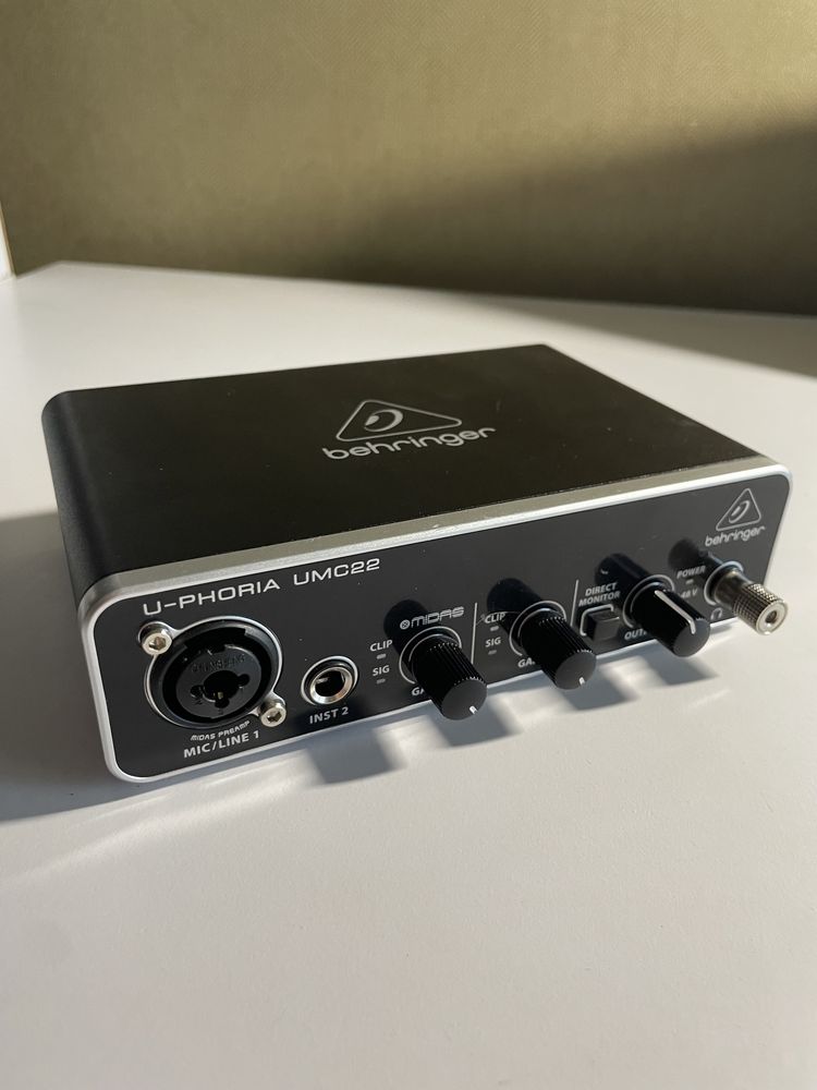 USB Звукова карта BEHRINGER