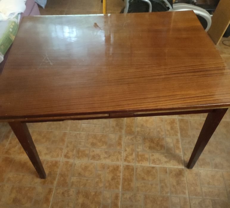 Якісний дерев'яний стіл для вітальні, кухні, стол