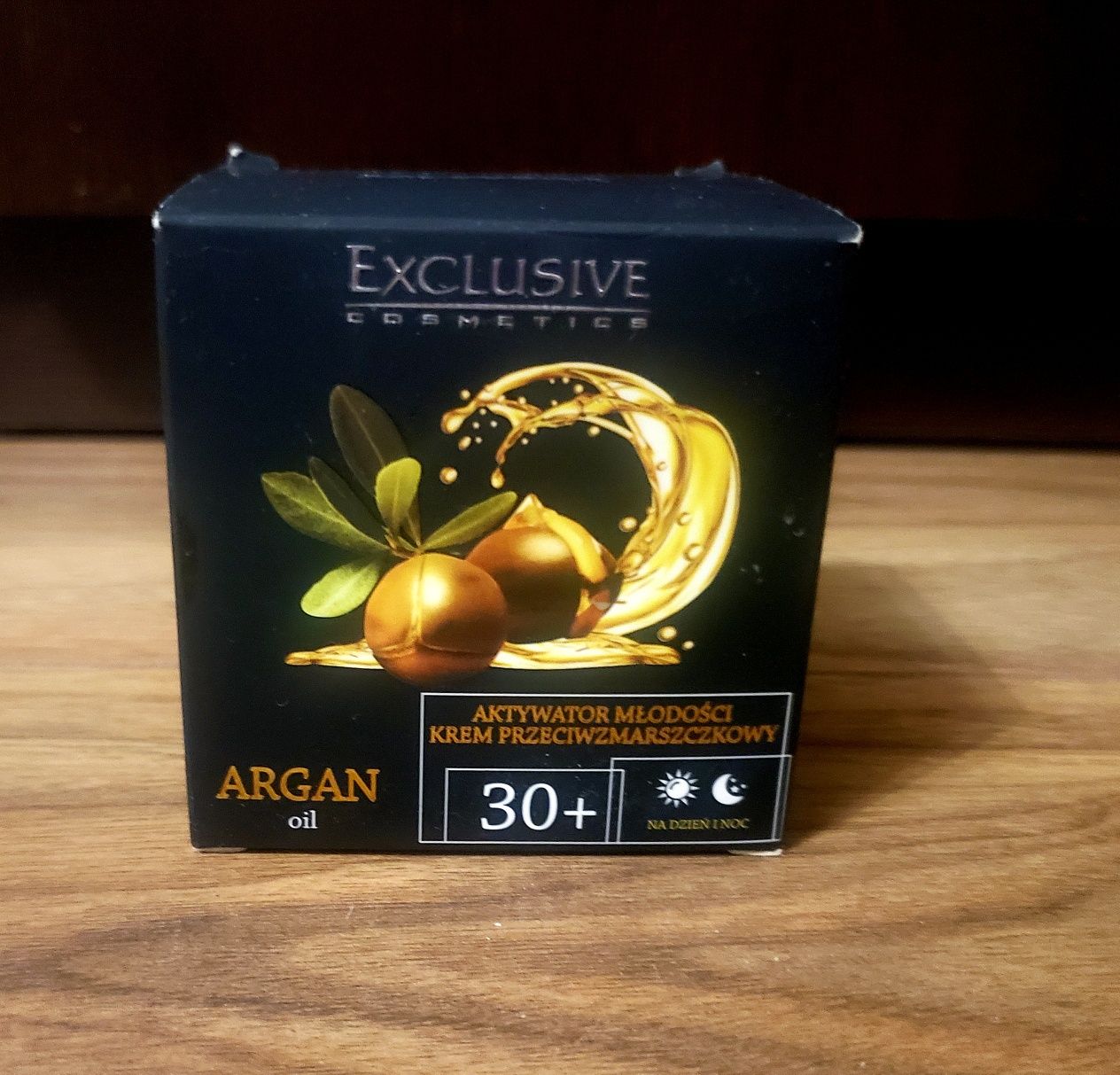 EXCLUSIVE COSMETICS Aktywator Młodości Przeciwzmarszczkowy Krem z Olej