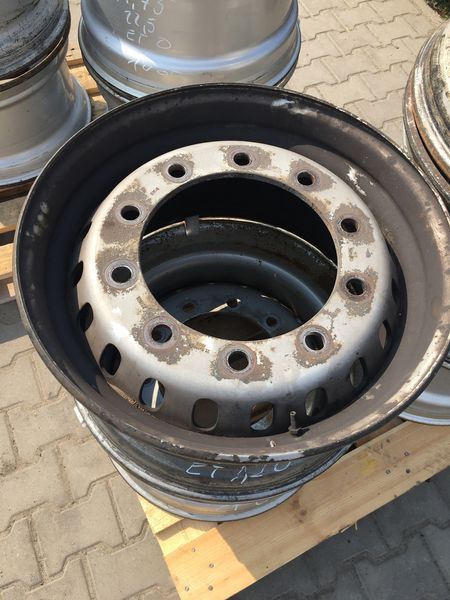 Felgi  11.75r22.5 et 120