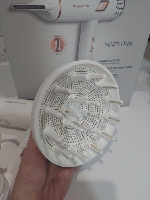 Фен Rowenta CV9910F0