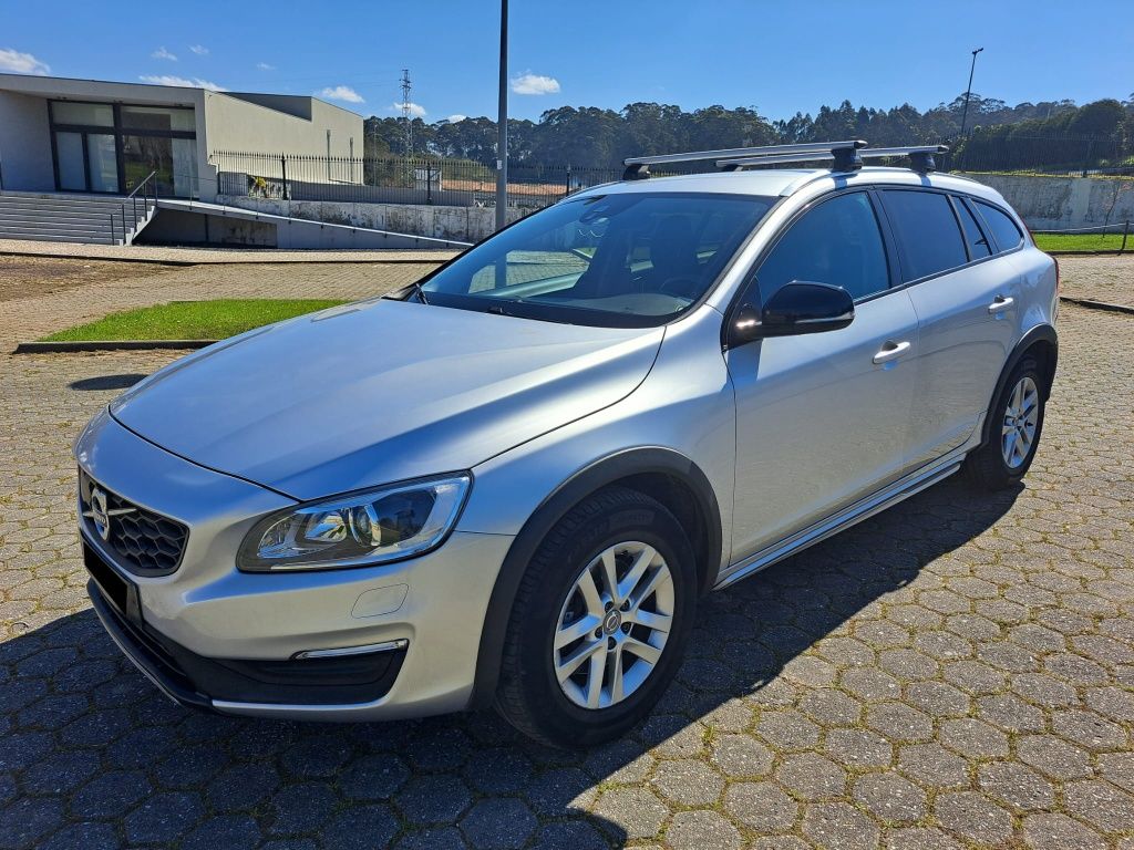 Volvo V60 Cross Country 2.0 D3 Geartonic 2017