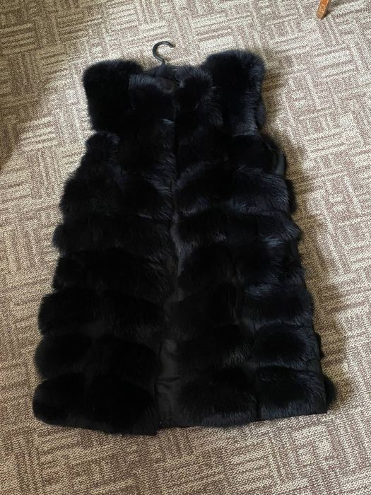 Продам меховую Жилетку