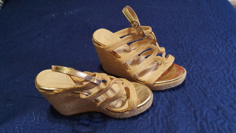 Sandálias de rampa novas