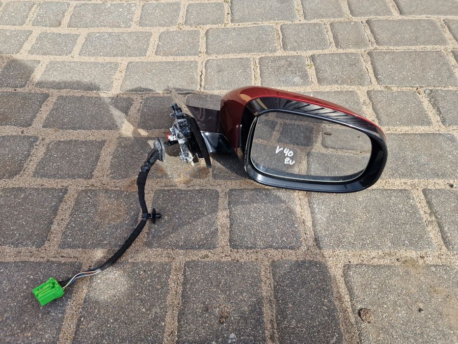 Lustrerko lewe prawe volvo v40 d2 Europa kod lakieru  702-46    10 pin