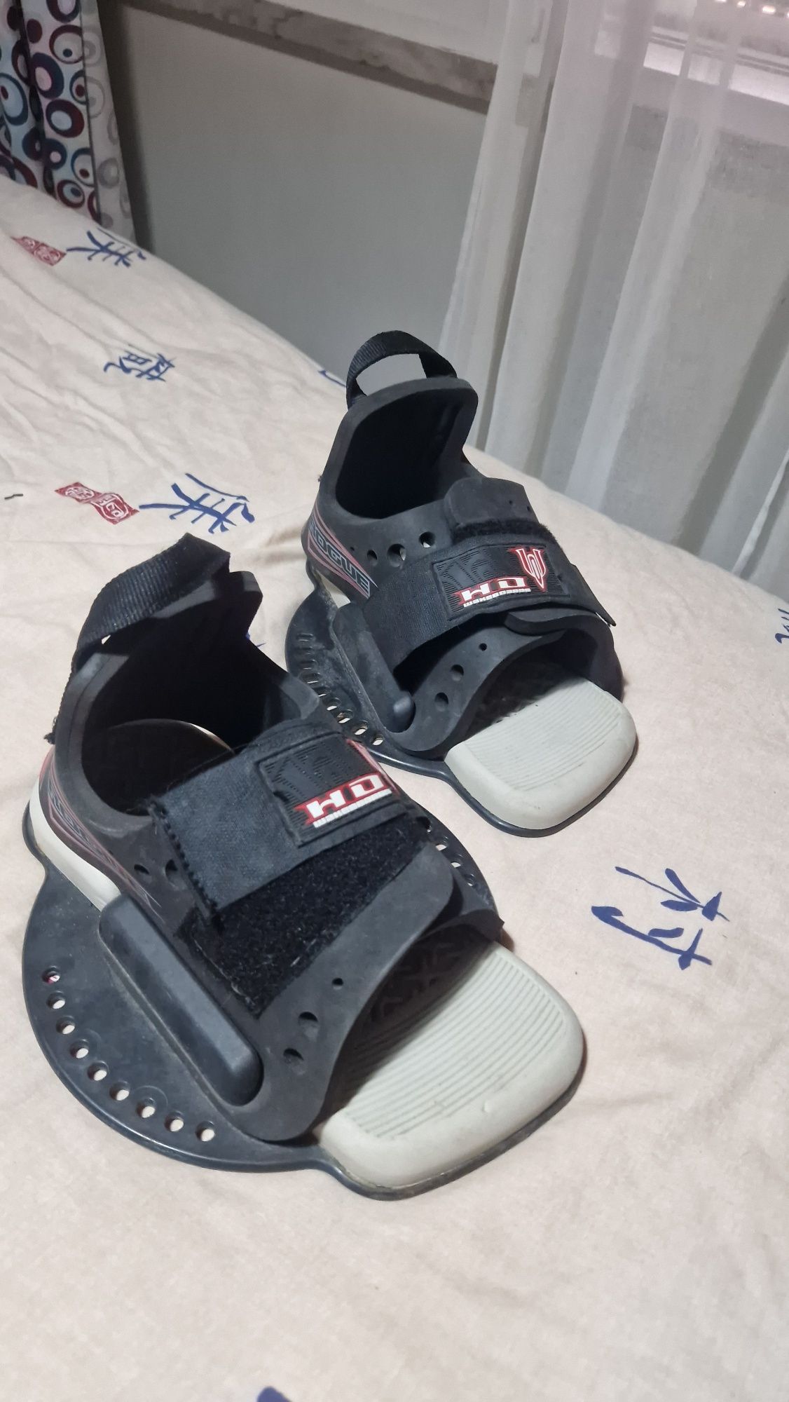 Fixadores wakeboard Rogue