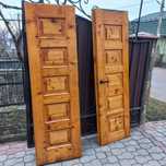 Продам дерев'яні двері.