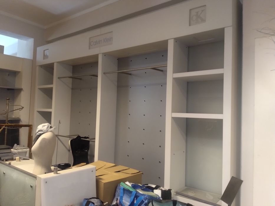 Venda recheio loja/show Room . Só vendemos pela totalidade.