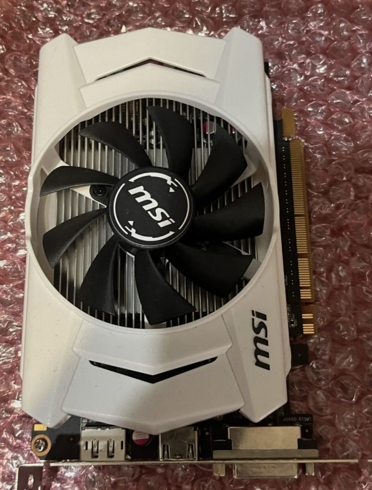 Karta Graficzna RTX 950 DDR5 2 GB
