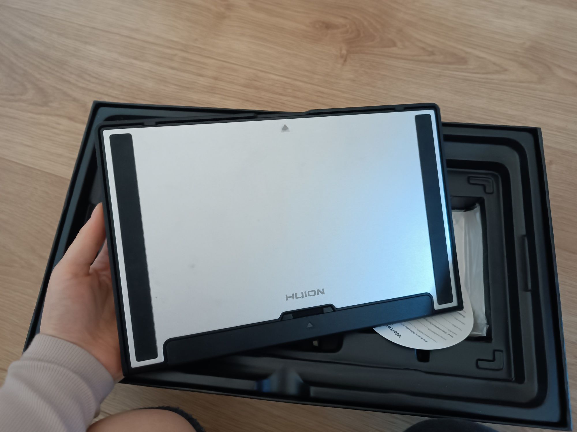 Tablet graficzny huion kamvas pro 13