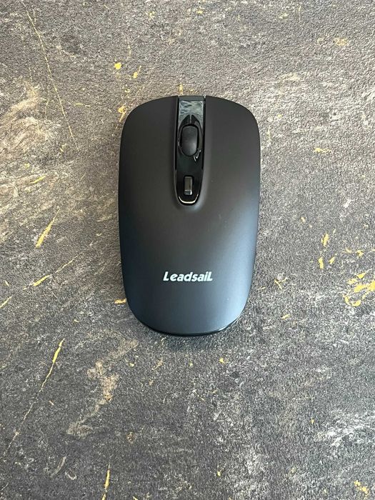 LeadsaiL Mysz bezprzewodowa 2.4 GHz z odbiornikiem USB 2400 DPI Czarna